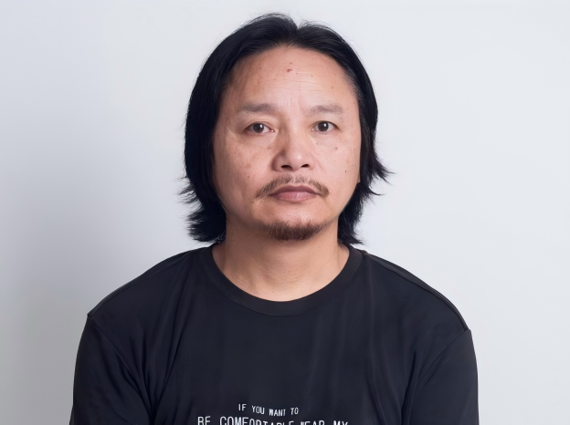 李翔（國(guó)瓷紅葉畫(huà)院高級(jí)畫(huà)師）